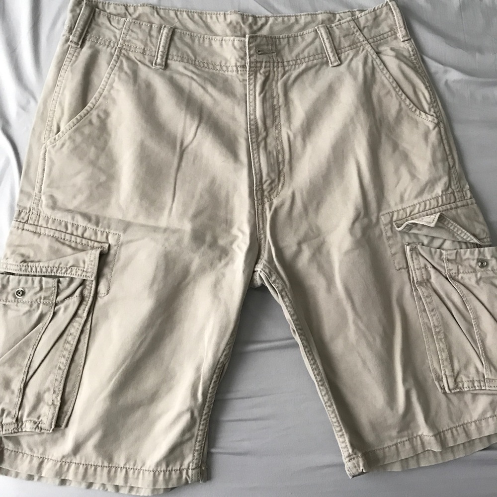 Levi’s cargo shorts